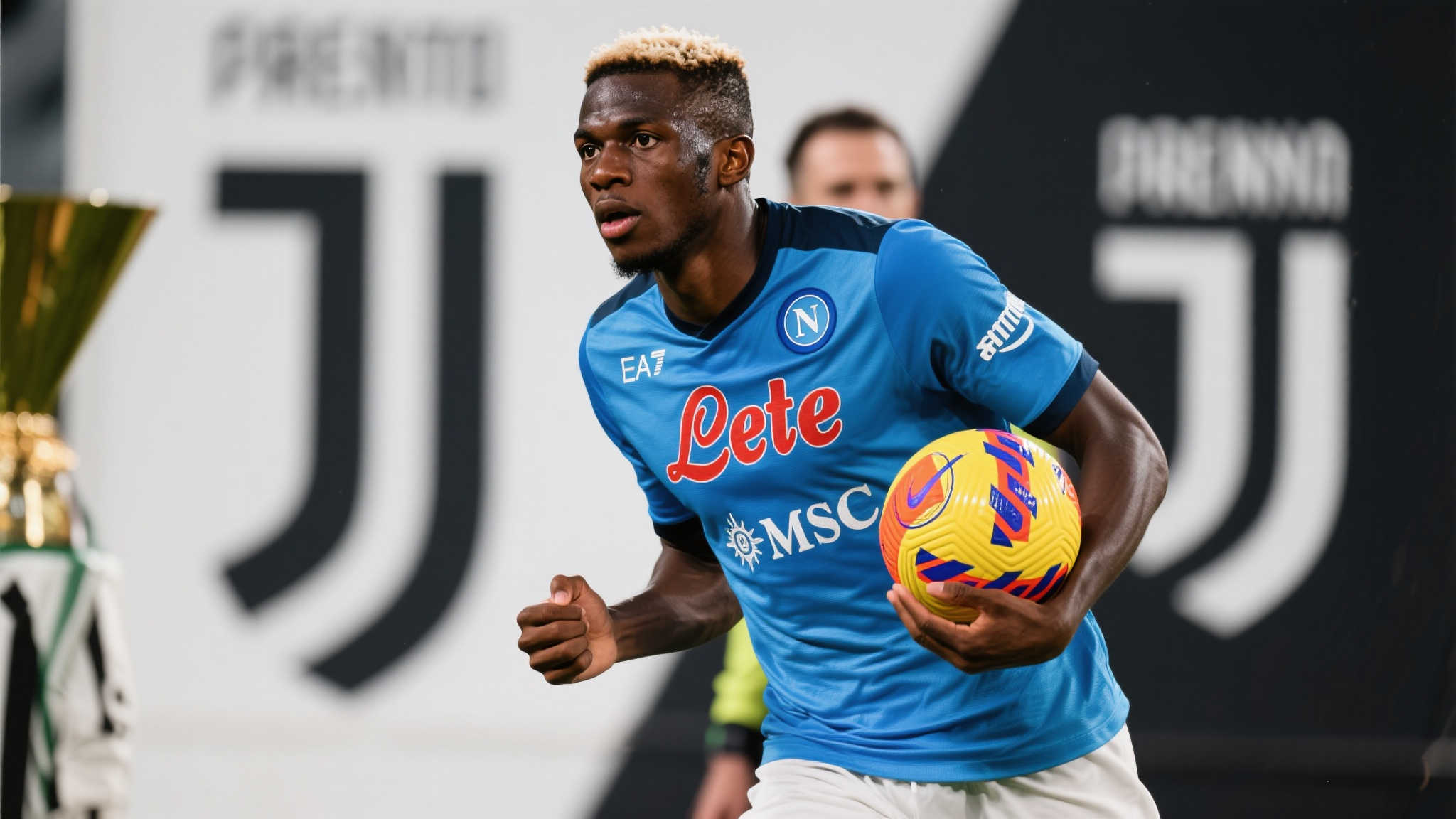 意媒:尤文若无缘奥斯梅恩,或转而追逐霍伊伦 意媒:尤文若无缘奥斯梅恩,或转而追逐霍伊伦